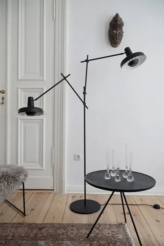 Arigato F2 Black Floor Lamp Grupa