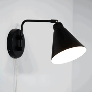 Game Short Wall Lamp House Doctor