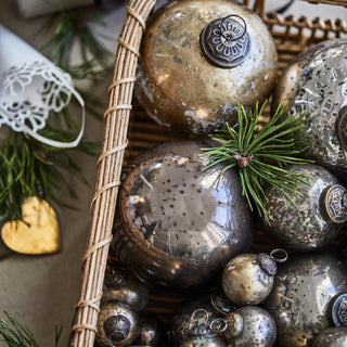 Christmas toy in aged silver glass, Ø5,8 cm LovelyNord
