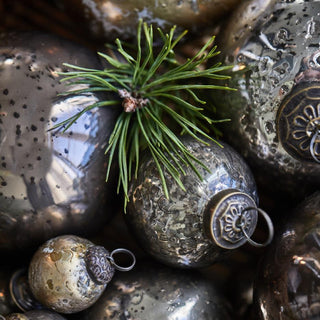 Christmas toy in aged silver glass, Ø5,8 cm LovelyNord